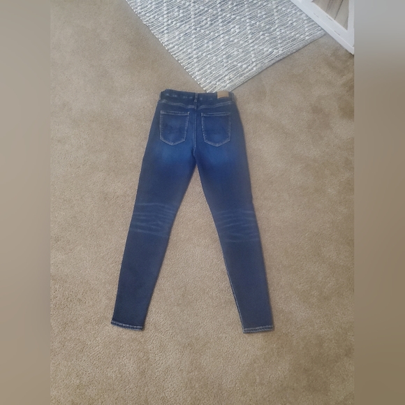 American Eagle Curvy Hi-Rise Jeggings - Picture 2 of 5